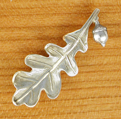 Lg White Oak Leaf Pin - solid sterling silver